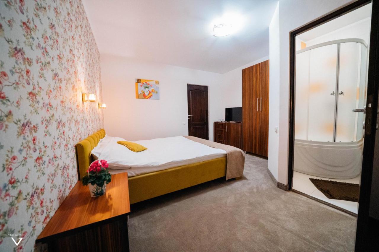 Casa Carmen Ξενοδοχείο Dorna Arini Εξωτερικό φωτογραφία