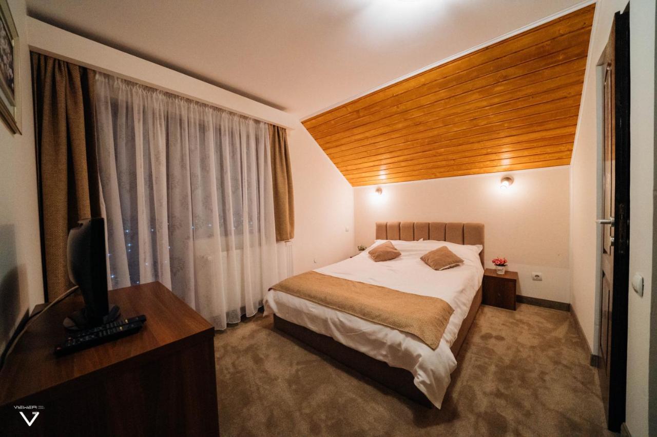 Casa Carmen Ξενοδοχείο Dorna Arini Εξωτερικό φωτογραφία