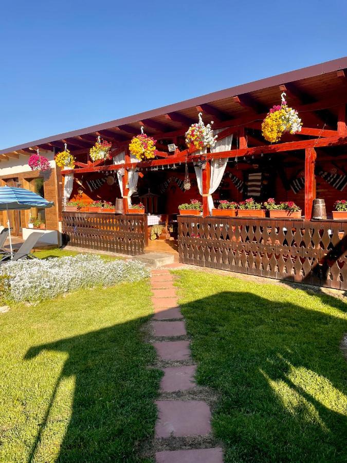 Casa Carmen Ξενοδοχείο Dorna Arini Εξωτερικό φωτογραφία