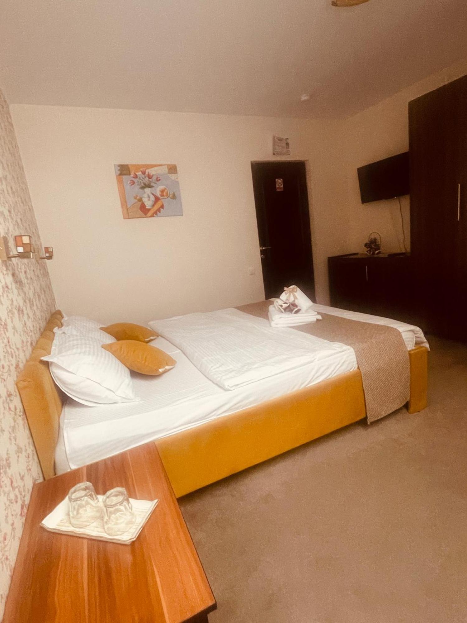 Casa Carmen Ξενοδοχείο Dorna Arini Εξωτερικό φωτογραφία